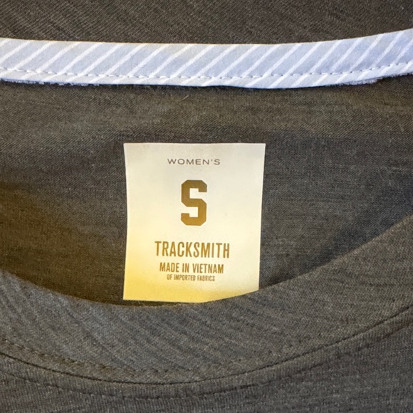 Tracksmith Charcoal Long Sleeve Harrier Tee great condition! - Picture 3 of 10